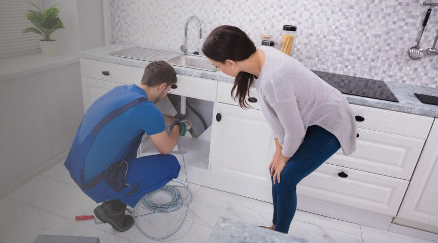 Professional emergency plumbing in Latham, IL